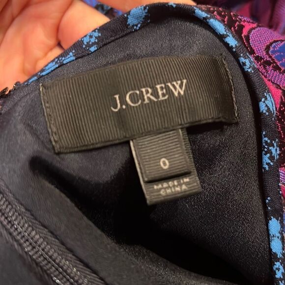 J Crew Sleeveless Floral Print Jacquard Shift Dress in Midnight 0 - Picture 5 of 5